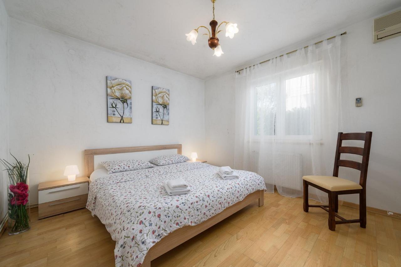 Apartman Inteuro Poreč Eksteriør bilde
